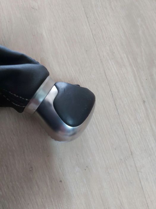 Toyota C-HR Lift gałka zmiany biegów