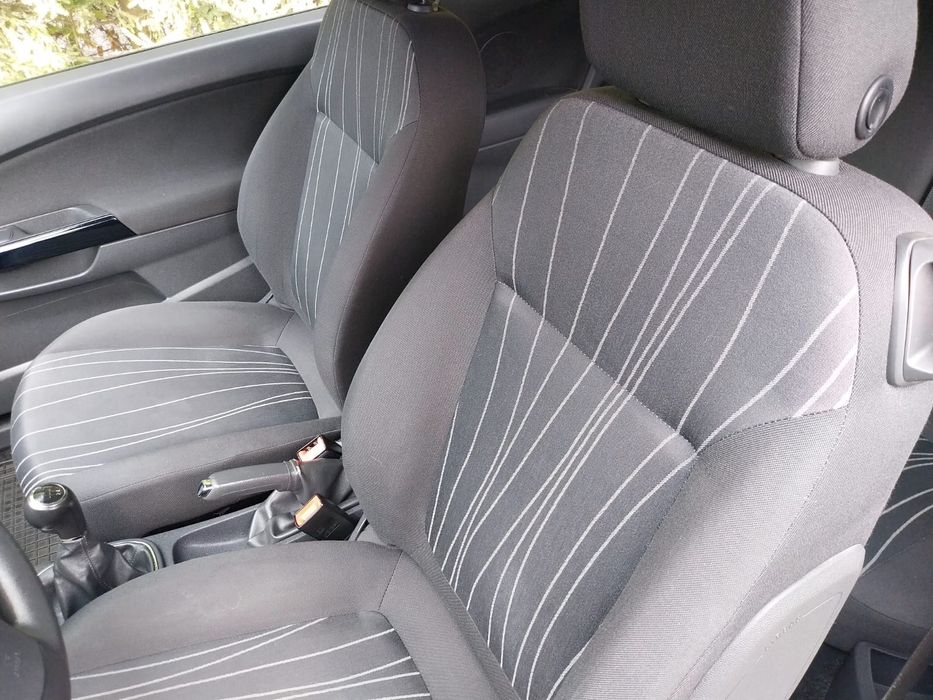 Opel Corsa 2009 klimatyzacja, alufelgi