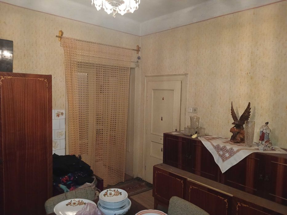 Будинок з горіховим садом в с. Мочола 3 км від м. Берегове