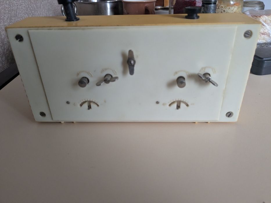 Шахматные часы янтарь