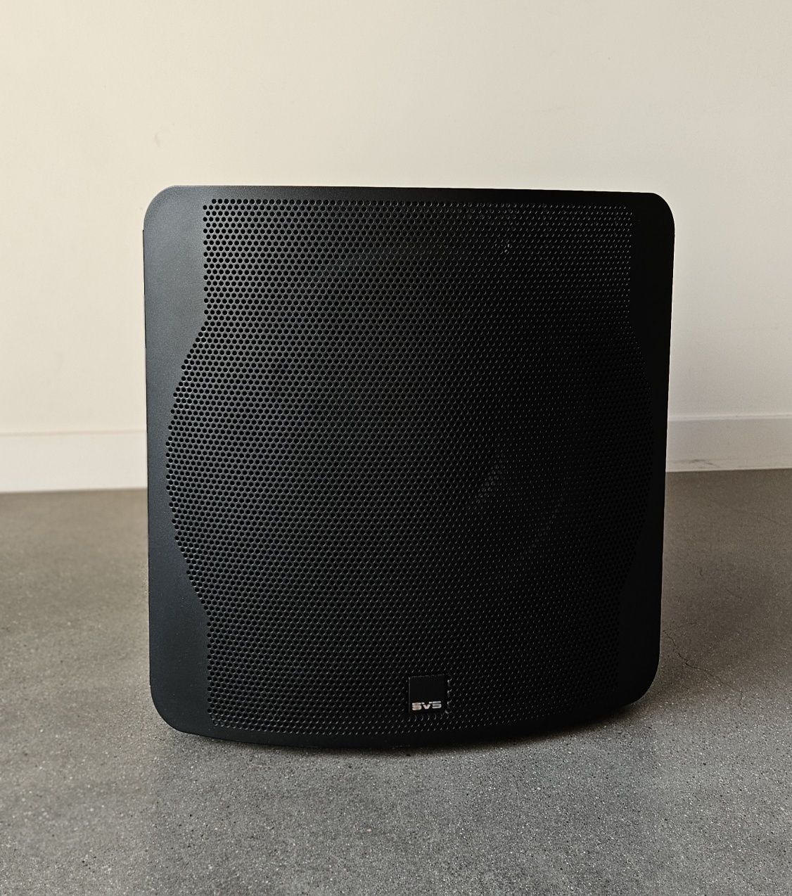 SVS SB - 3000 subwoofer