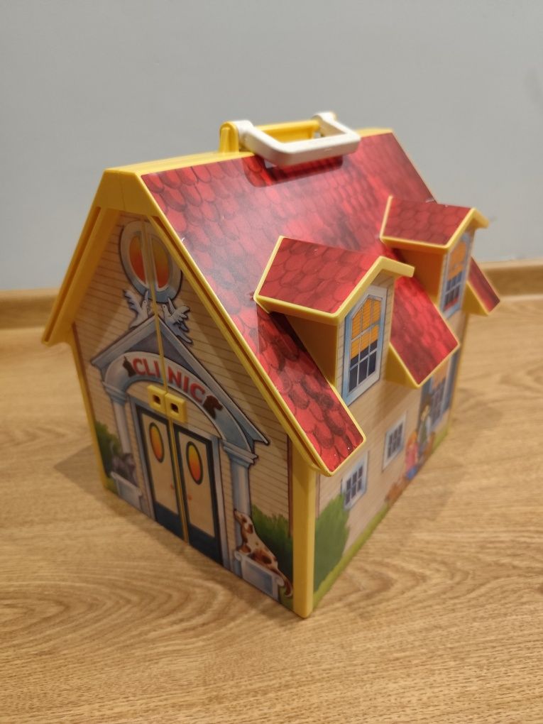 Domek playmobil dla lalek przenośny klinika weterynaryjna weterynarz