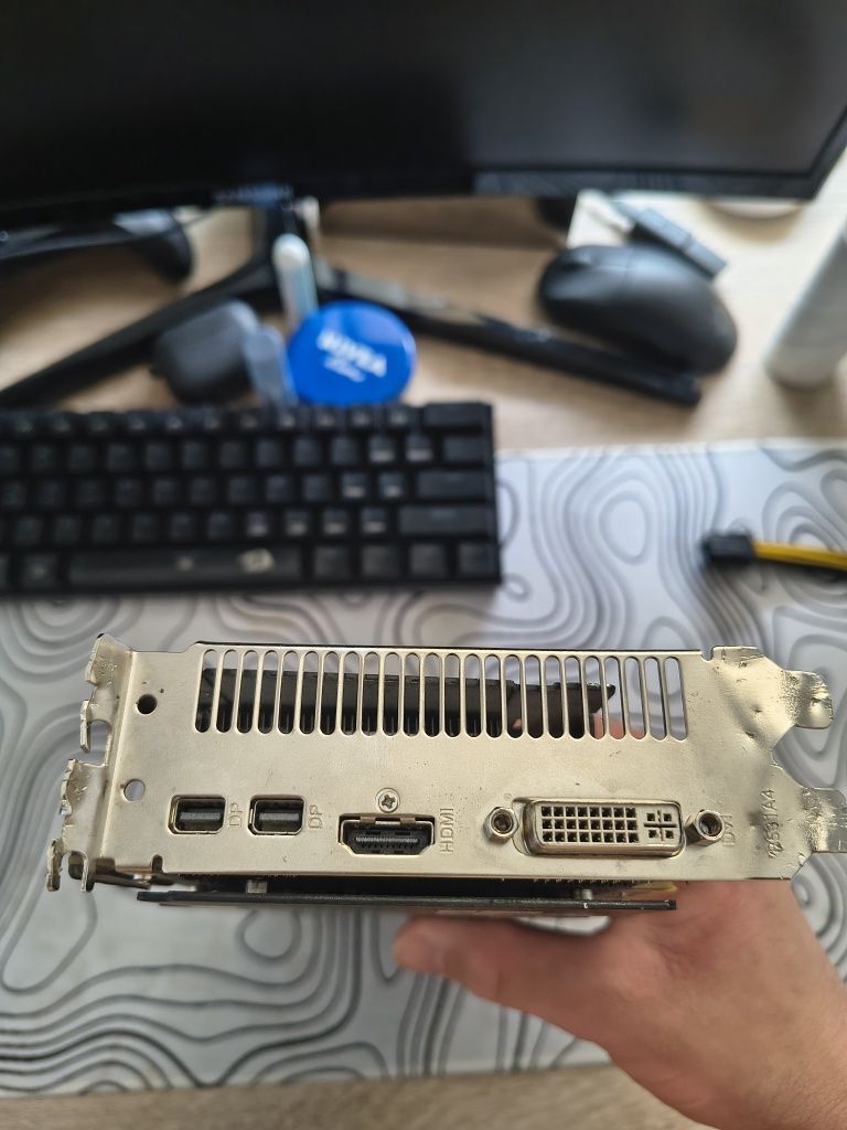 Radeon R9 280X 3GB GDDR5