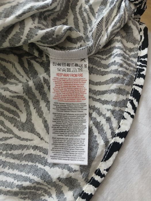 Bluzka bez rękawów,  biało-czarna