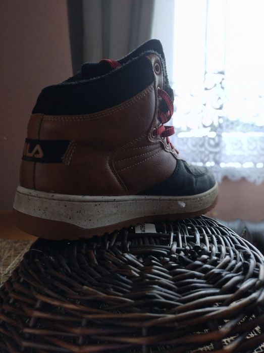 Sprzedam buty zimowe fils rozmiar 41