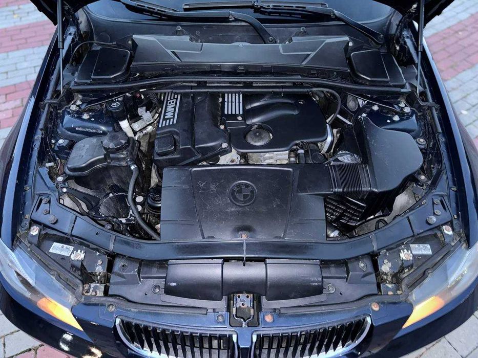 BMW 320 E90 2005 2.0 Мкпп-6
