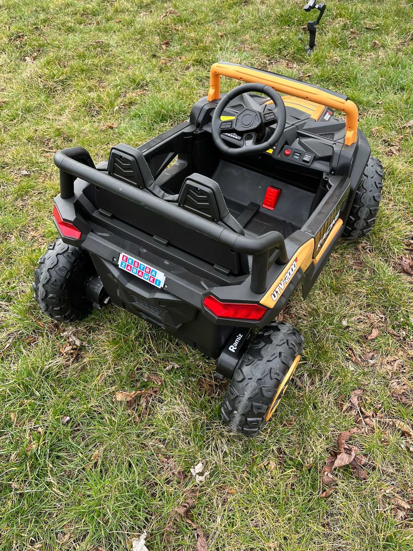 BUGGY A036 4x4 UTV 2000M 45W na akumulator dla dzieci EKSTRAZABAWKI.PL