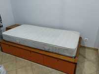 Quarto completo para jovem menino