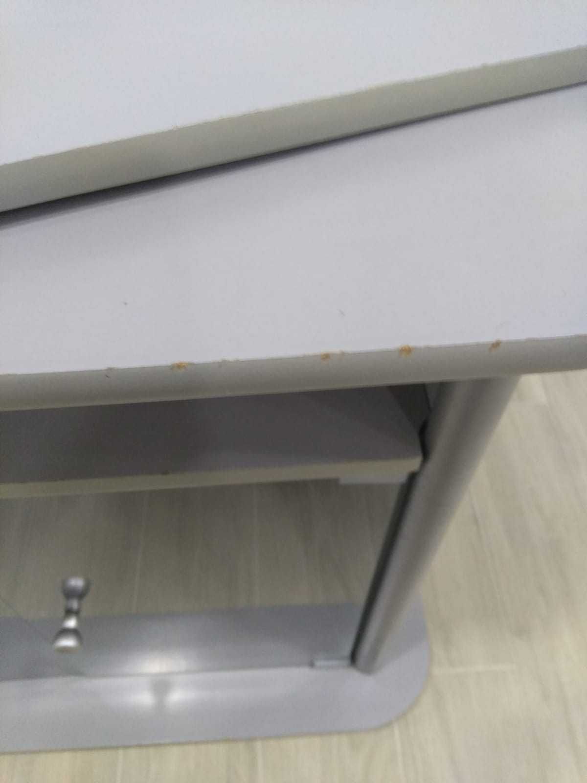 Móvel de TV cinzento