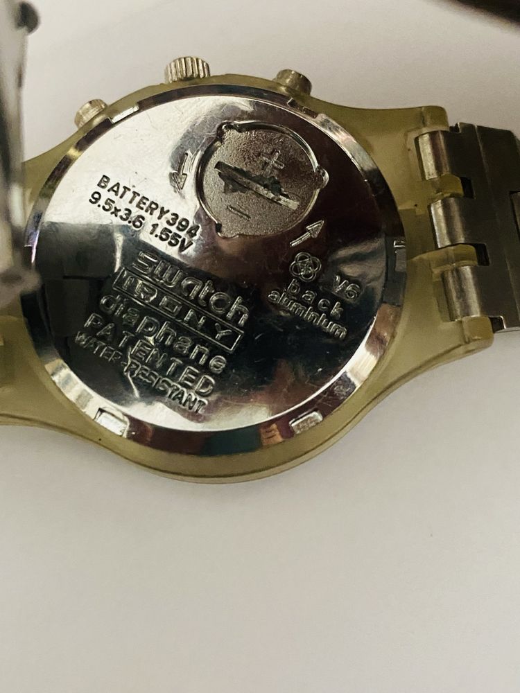 Swatch irony Diaphane prateado