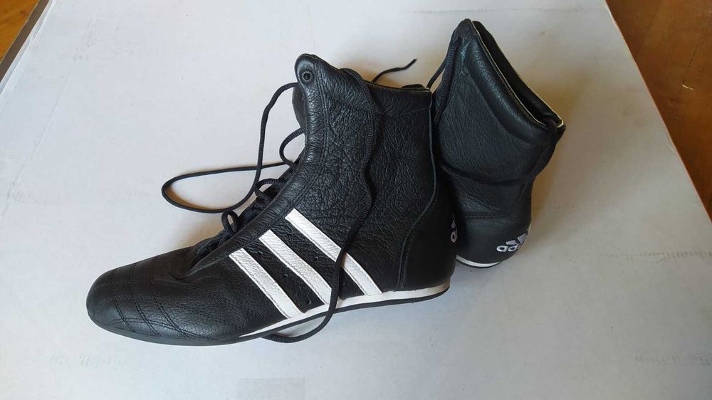 Женские высокие кросовки Adidas(р-38)