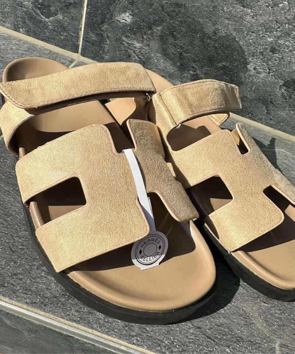 Oryginalne klapki Hèrmes