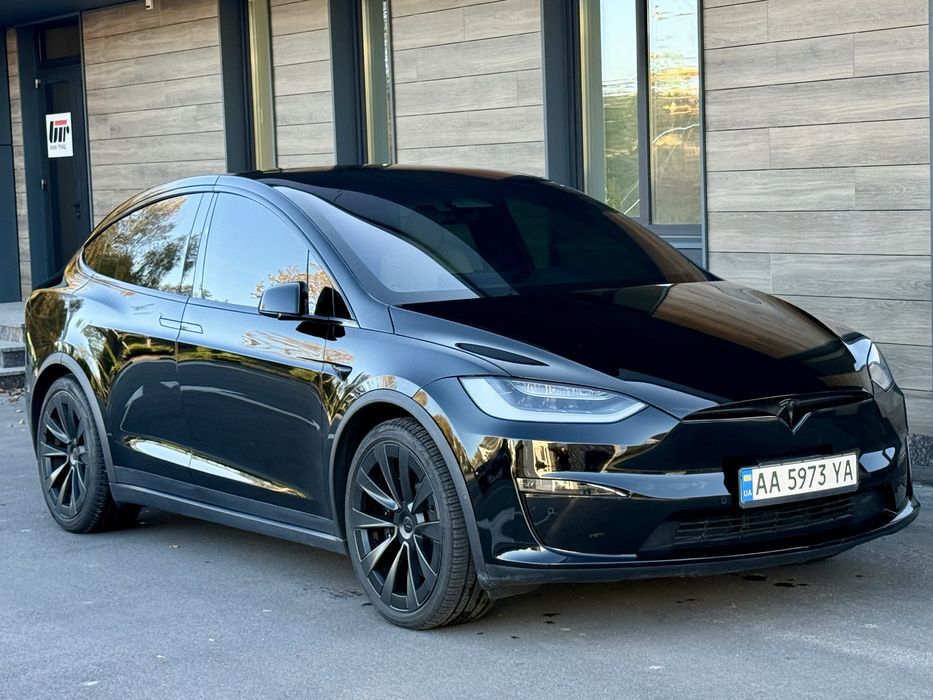 Продам Tesla model X