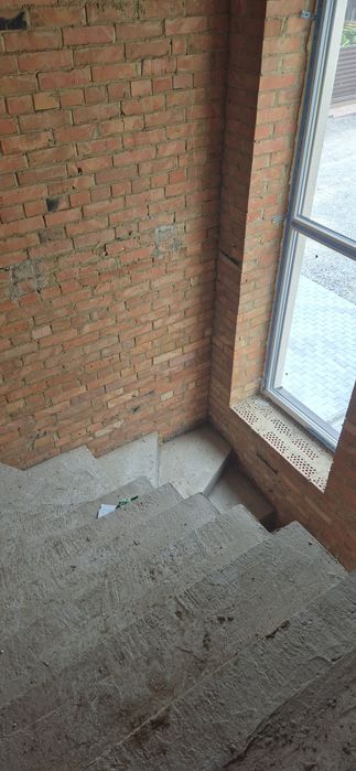 Кутовий таунхаус з центральними комунікаціями від забудовника!