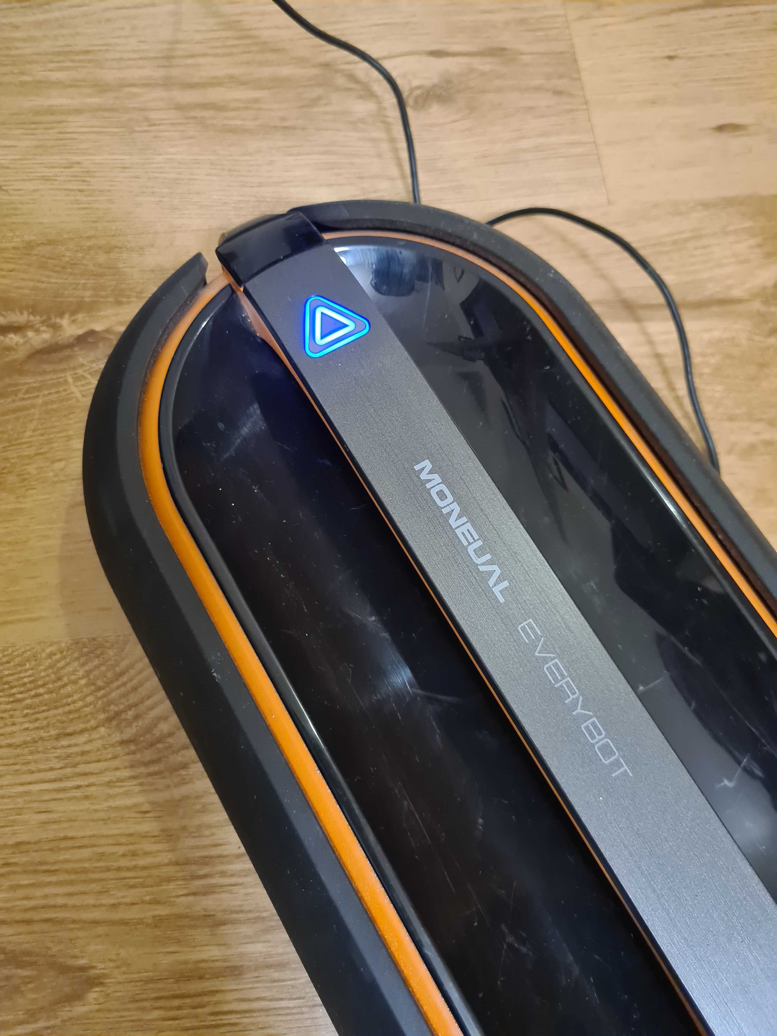 Robot mopujący Moneual Everybot RS700