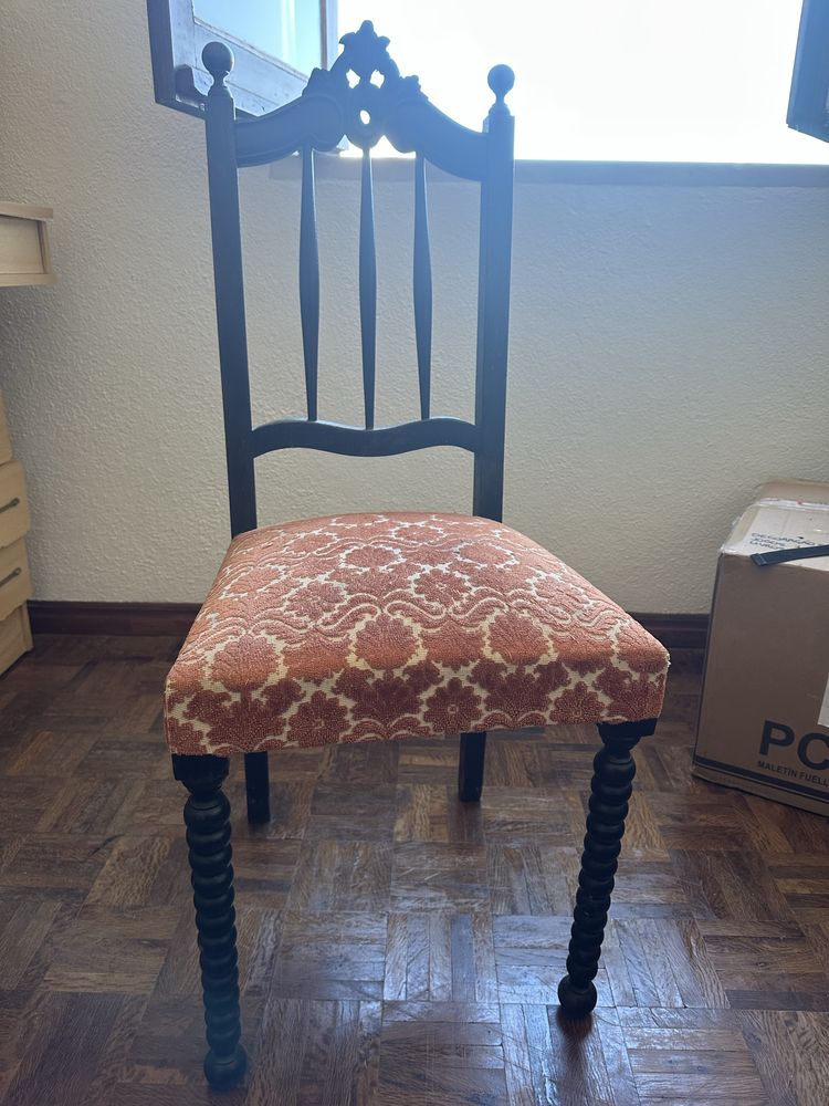 Cadeira vintage forrada