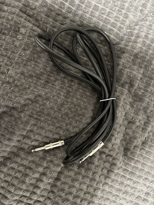 Инструментальный кабель Fender Professional Series — 3 м