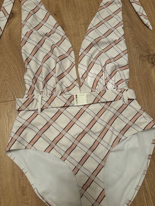 Купальник  Missguided, xs-s