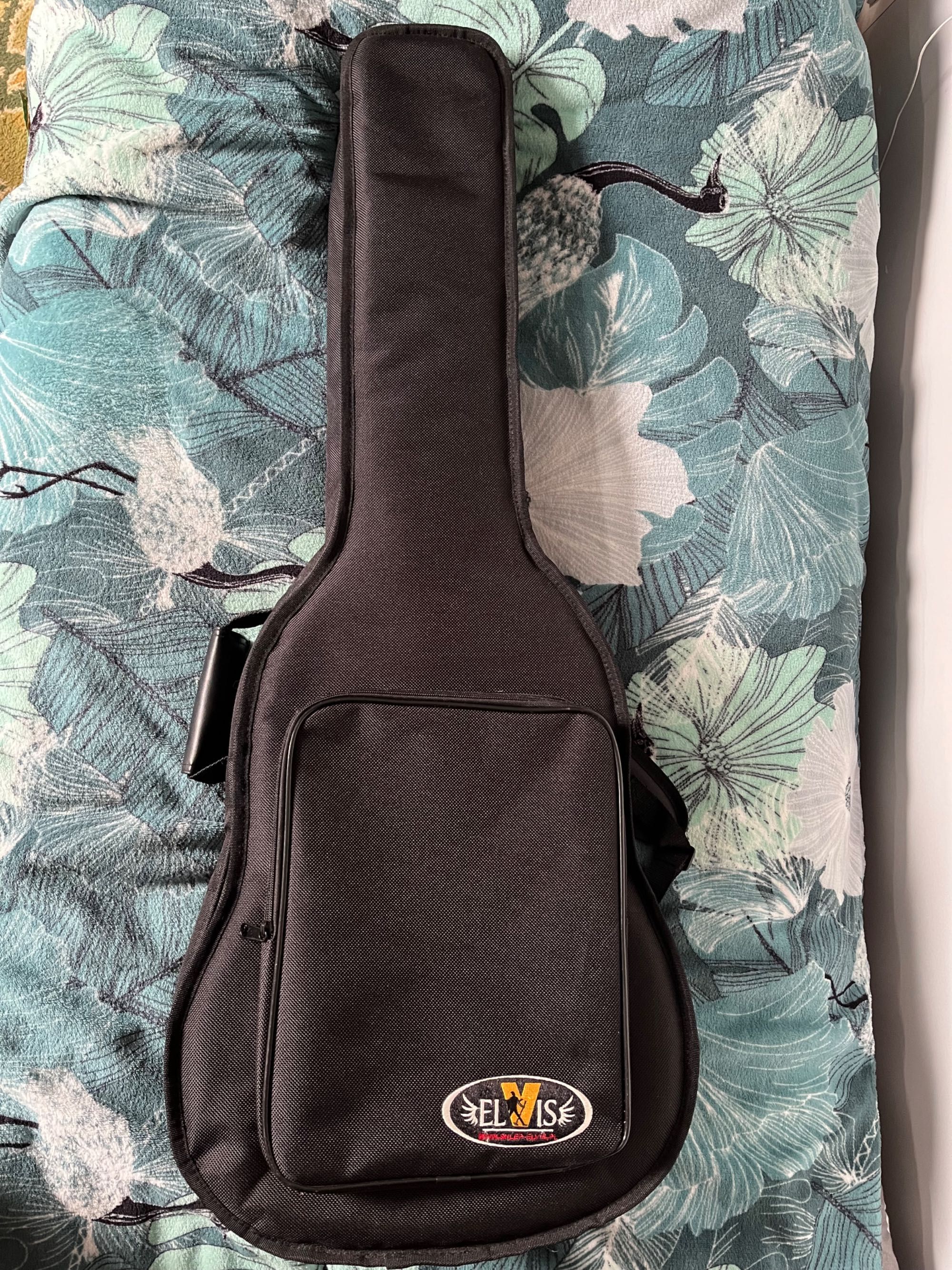 Gitara klasyczna VGS Student Solid 4/4 z pokrowcem, uchwytem i tunerem