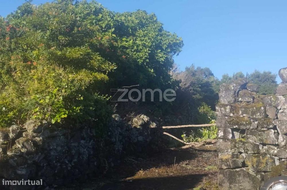 Terreno Urbano Bandeiras/ Pico