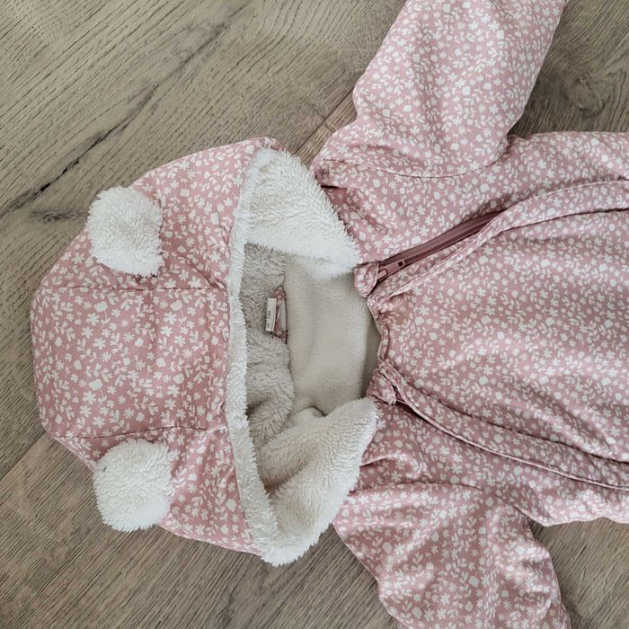 Kombinezon zimowy ocieplony H&M 68 stan idealny Newbie kwiaty