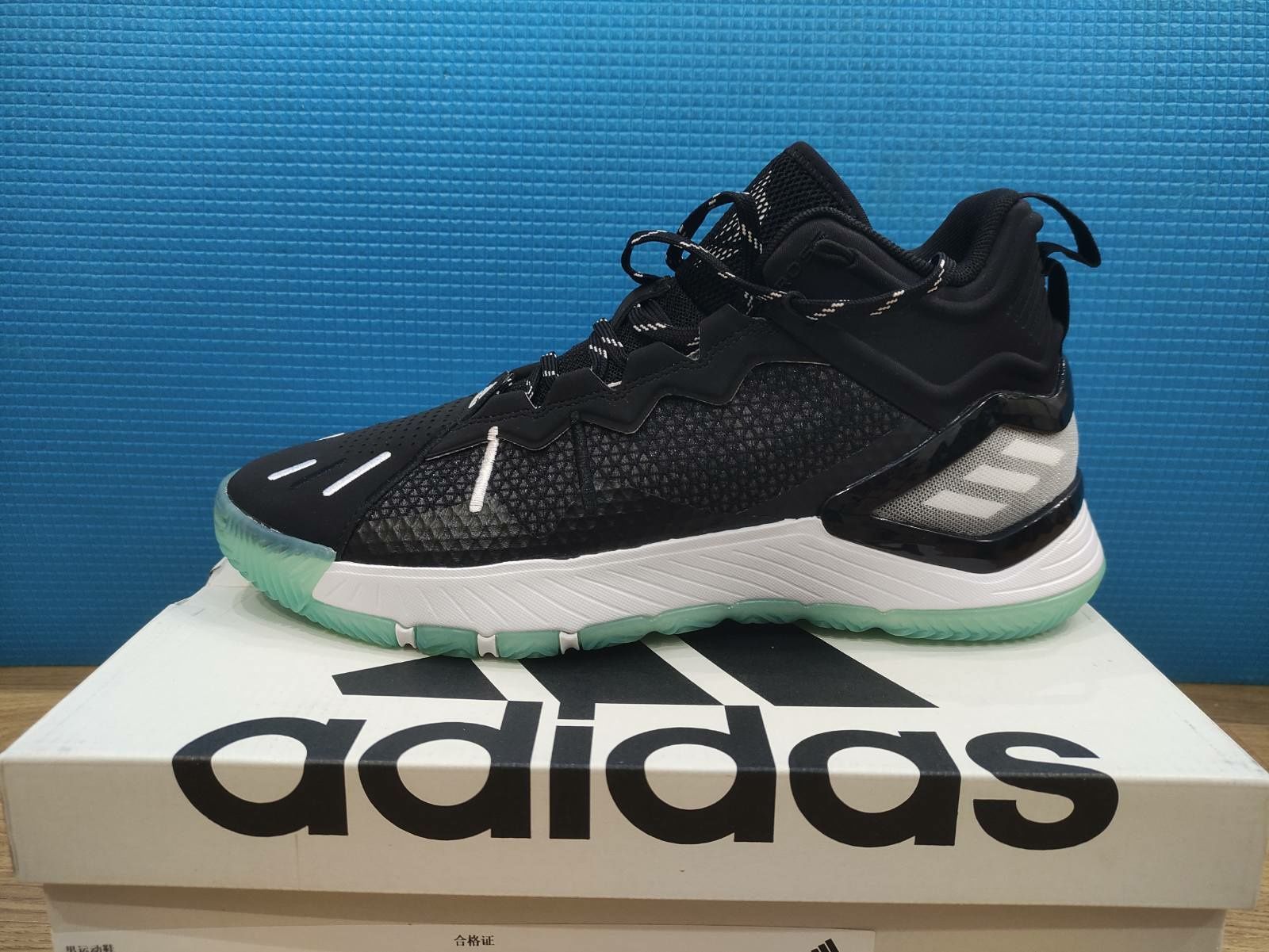 Оригінал! Кросівки Adidas D Rose Son of Chi - 43.1/3 EUR (27,5 см)