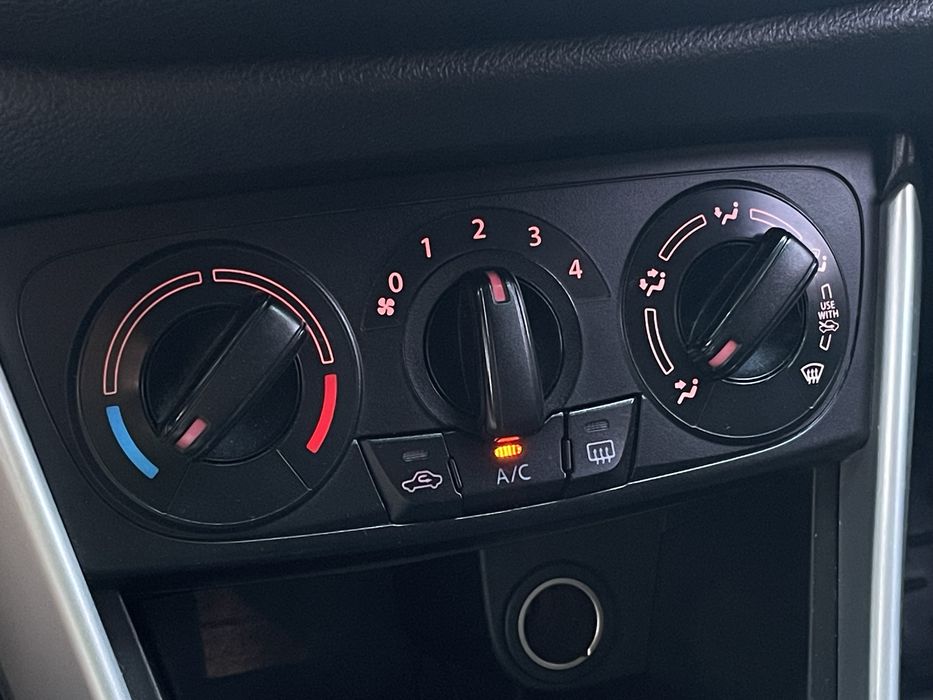 Suzuki SX4                   .