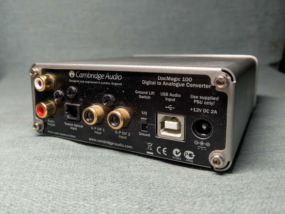 ЦАП Cambridge Audio DacMagic 100