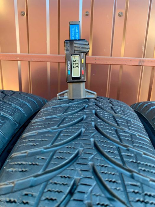 155/70 R19 Bridgestone Blizzak LM500. Шини зимові для BMW i3