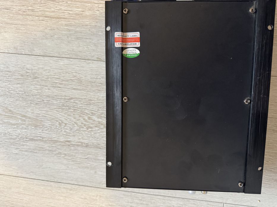 Усілок для сабуфера