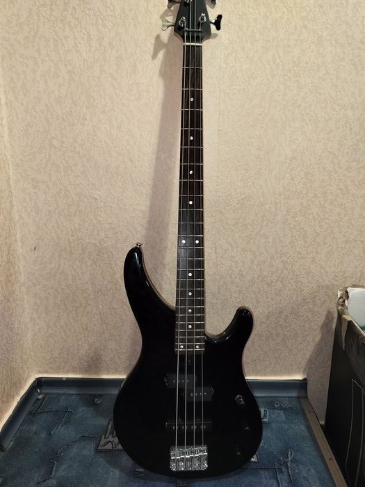 Бас-гітара YAMAHA TRBX-174