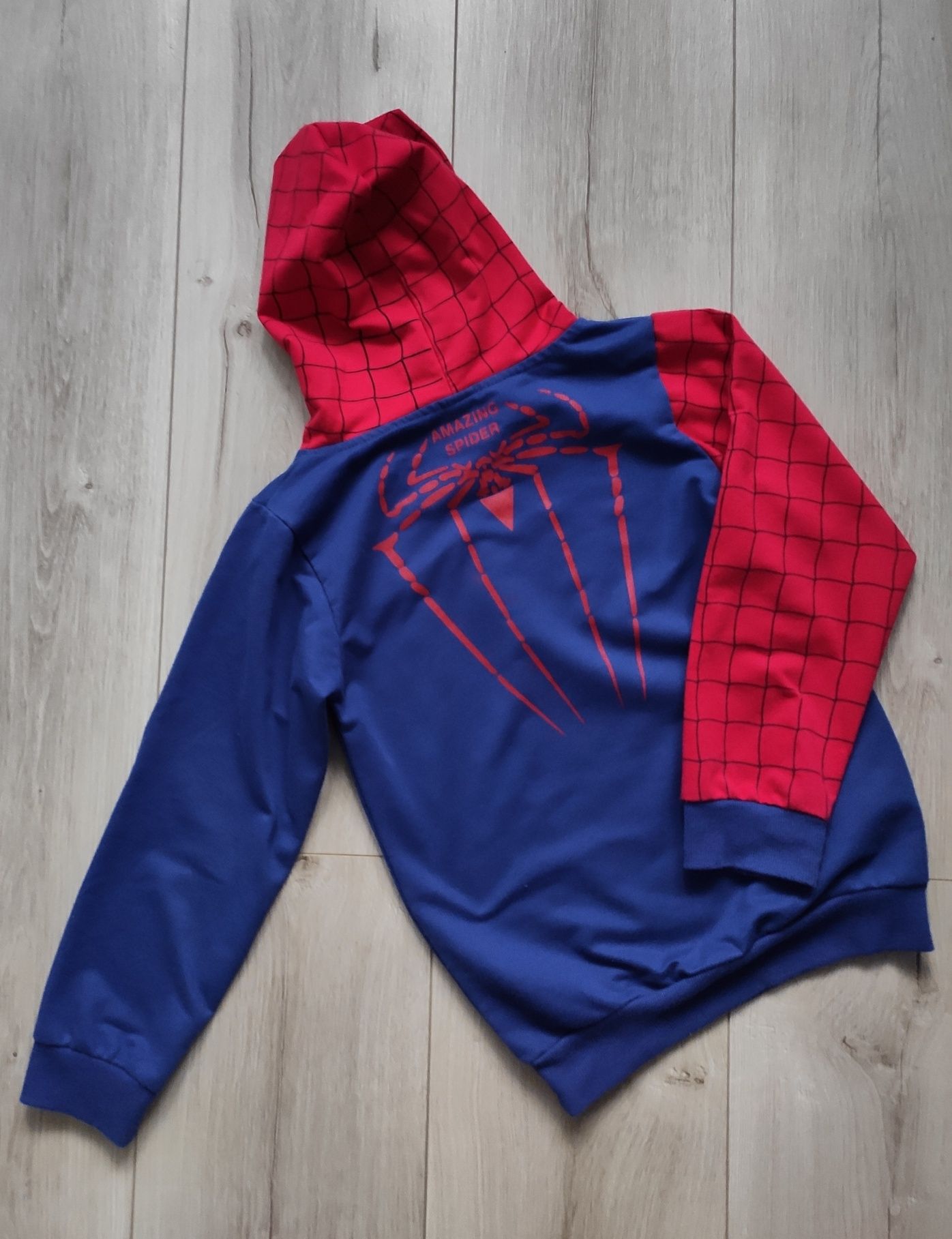 bluza Spiderman spiderman 7 8 z kapturem 122 128 dla chłopca chłopięca