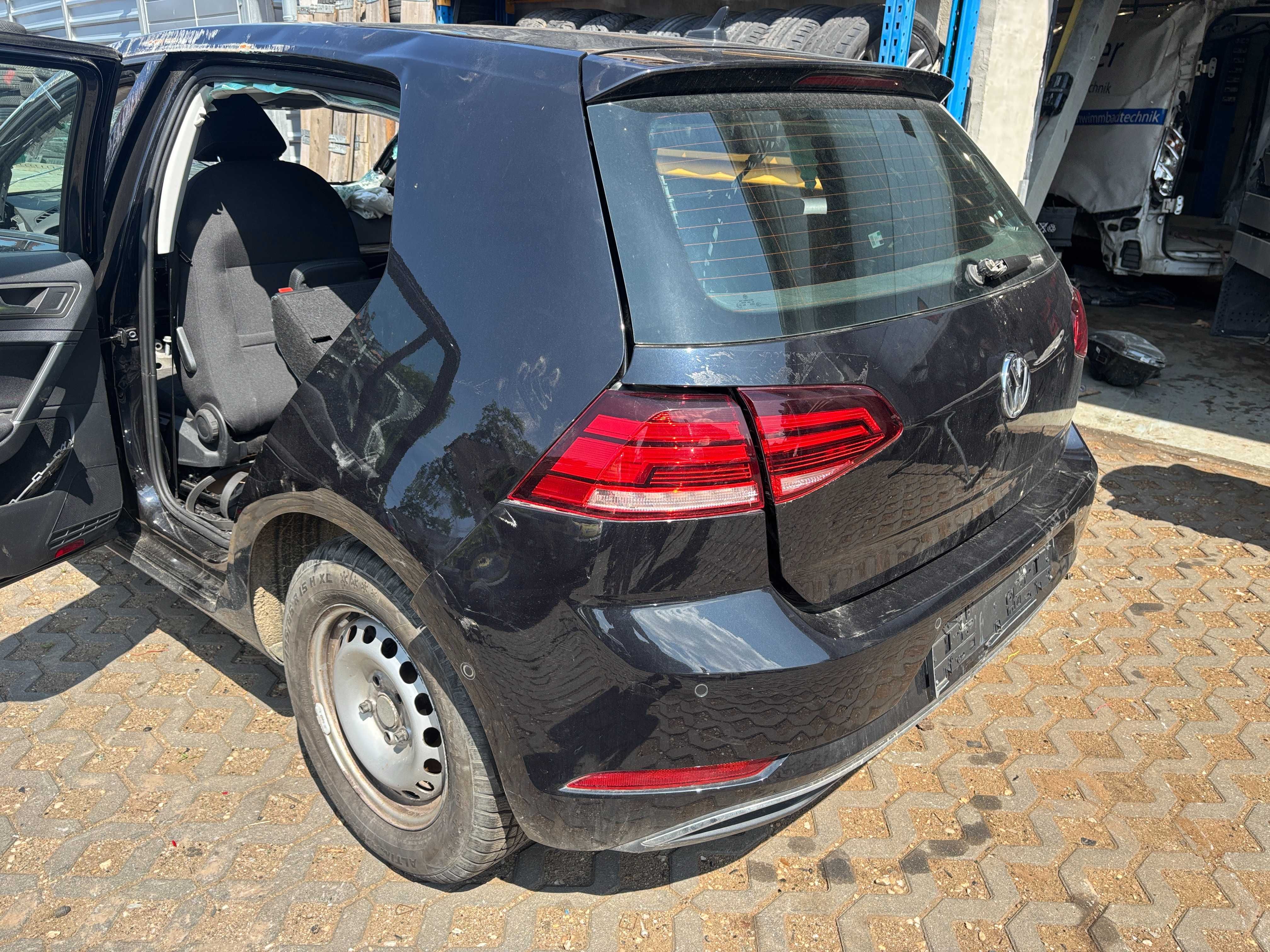 Golf 7 lc9x klapa tył stan bdb