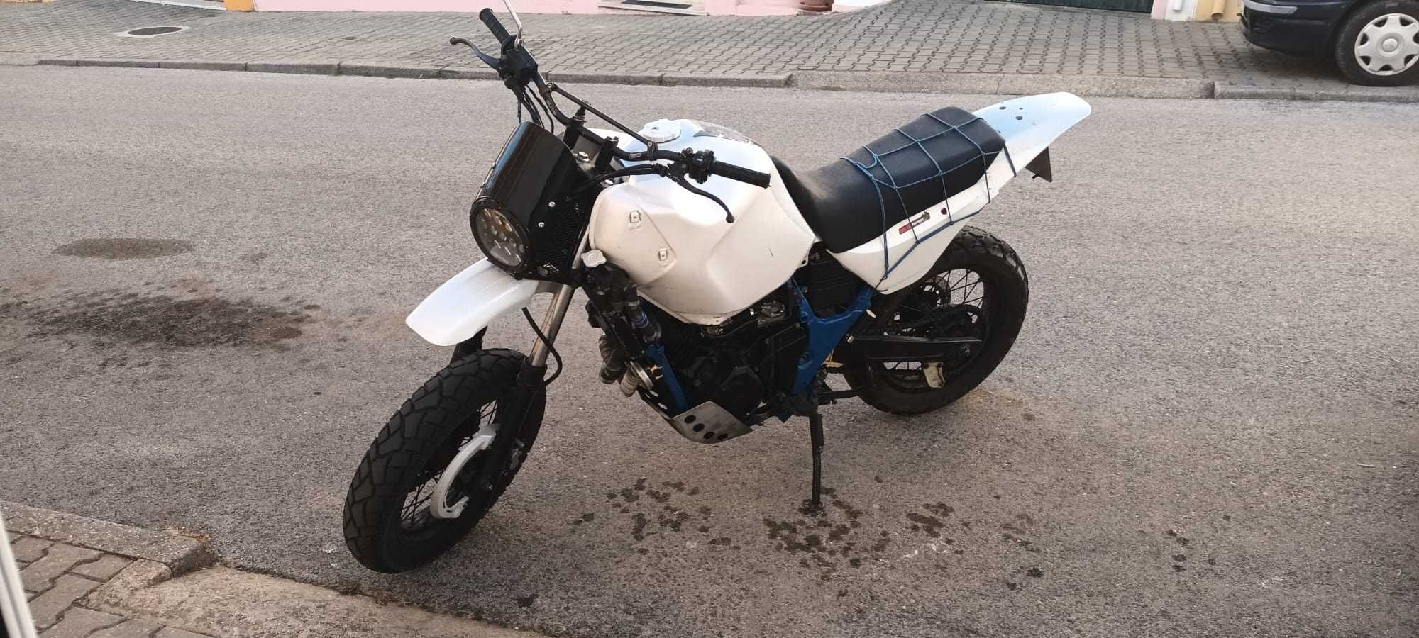 Yamaha XTZ750 SuperTenere 1992