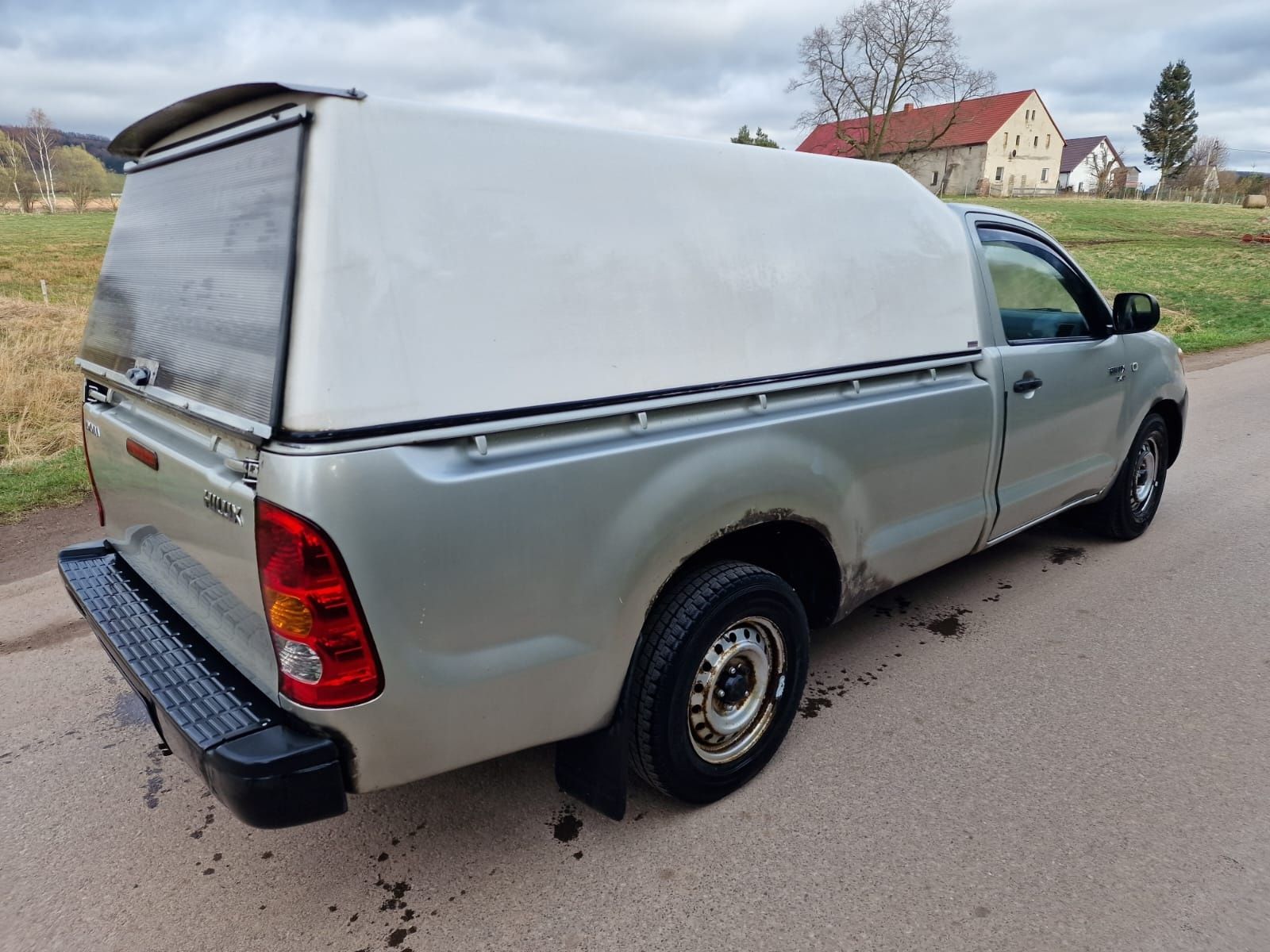 Toyota hilux 2.4 4x2 Single-Cab 2006