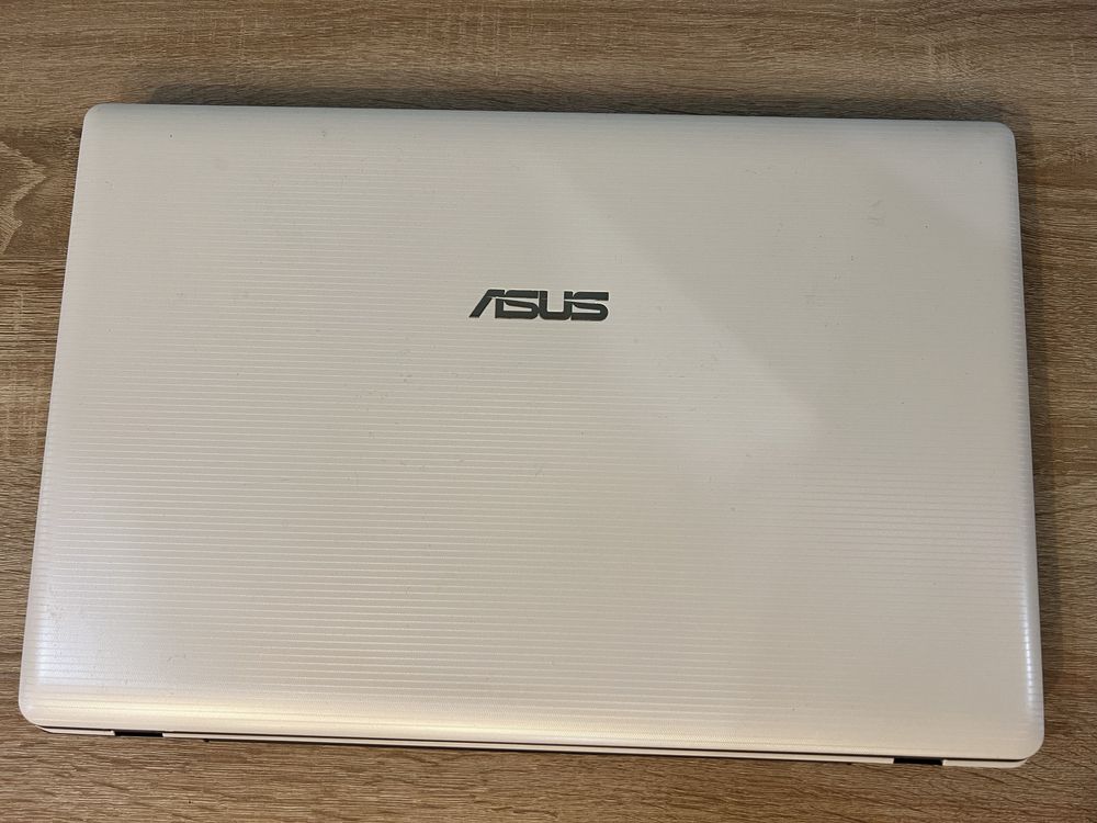 Ноутбук Asus X75VB 17.3" i3+GT740M SSD+HDD