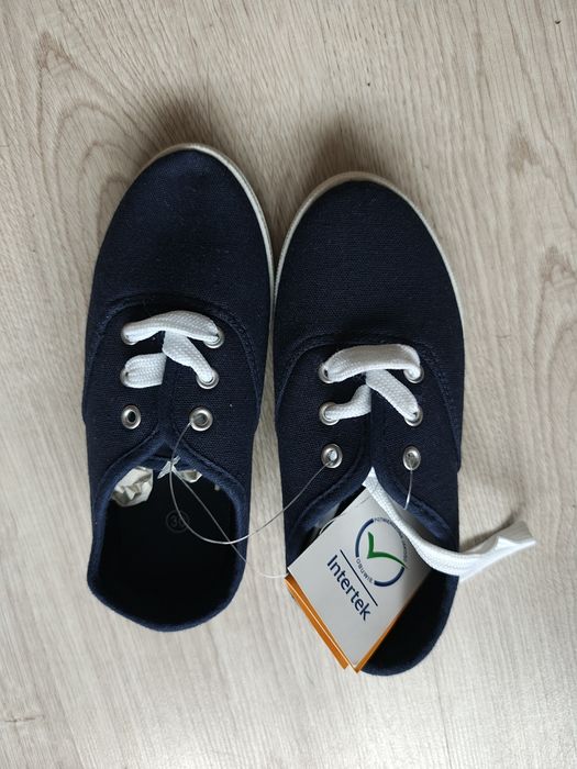 Trampki dziecięce nowe z metkami rozmiar 30