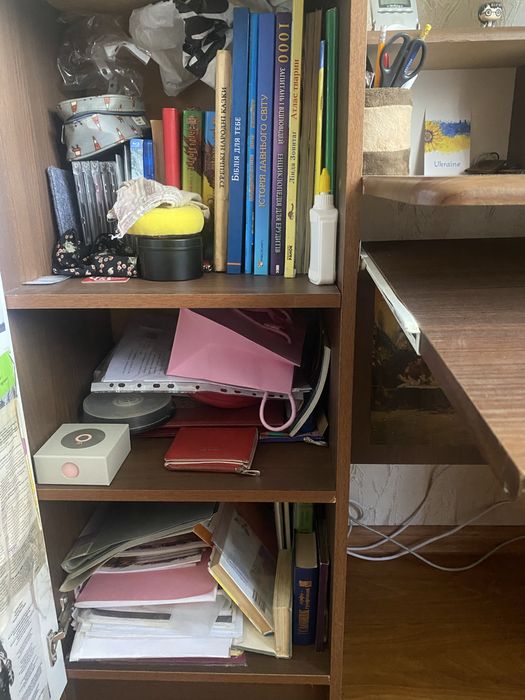 Компютерний стіл доя школяра