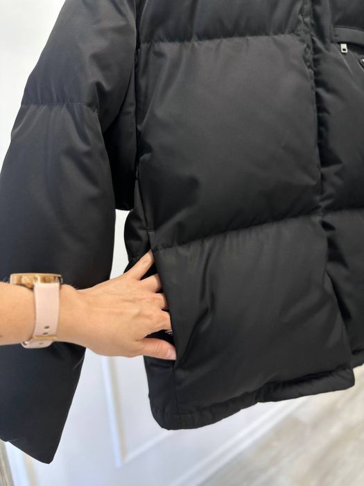 Prada куртка 38 размер