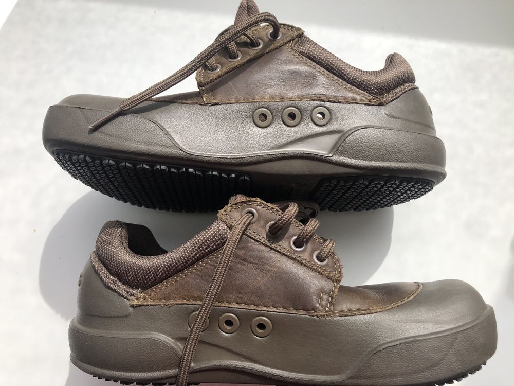 Crocs sapatos 7/9
