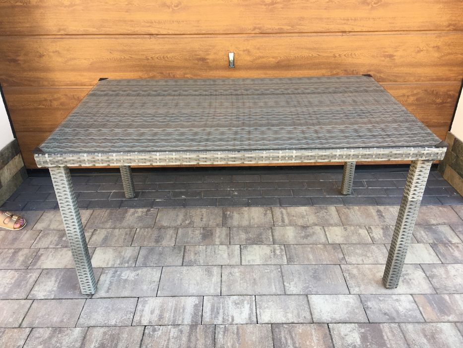 Stoół Ogrodowy retan -Silidny