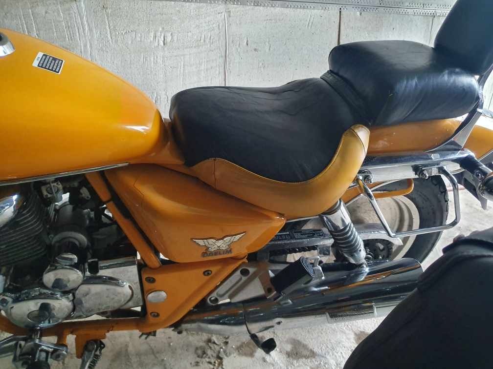 Motocykl daelim 125