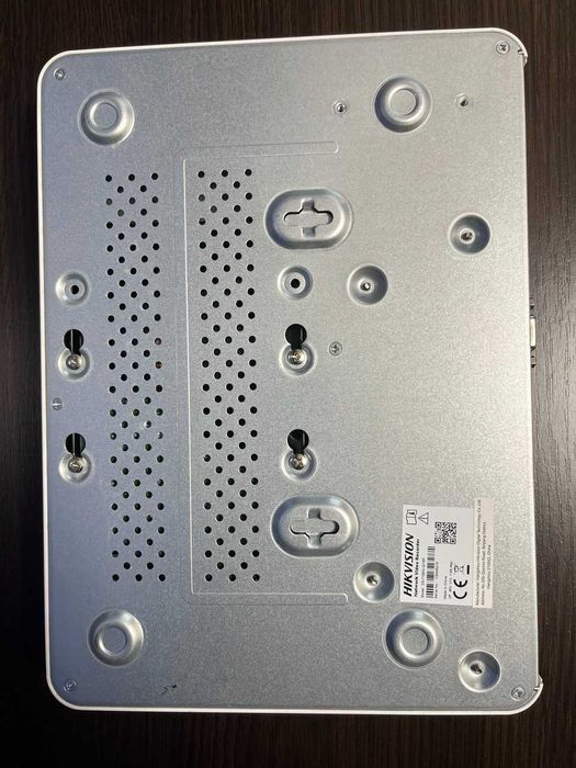 Реєстратор для відеоспостереження Hikvision DS-7108NI-Q1/8P