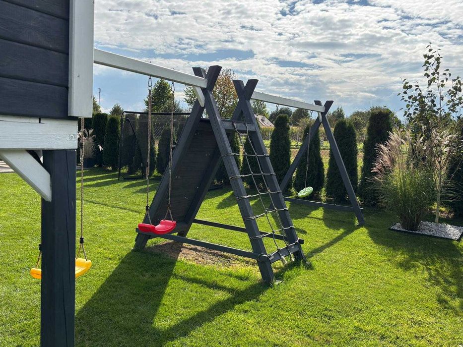 Domek drewniany dla dzieci