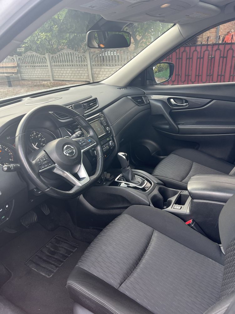 Nissan Rogue 2020