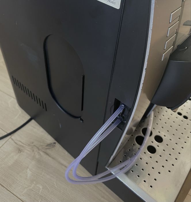 Jura Impressa X9 Win – професійна кавомашина з екраном привезена з ЄС