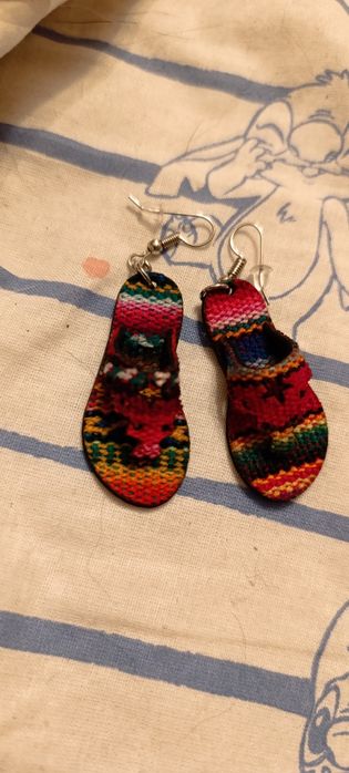 Dzień kobiet kolczyki klapki z Peru
