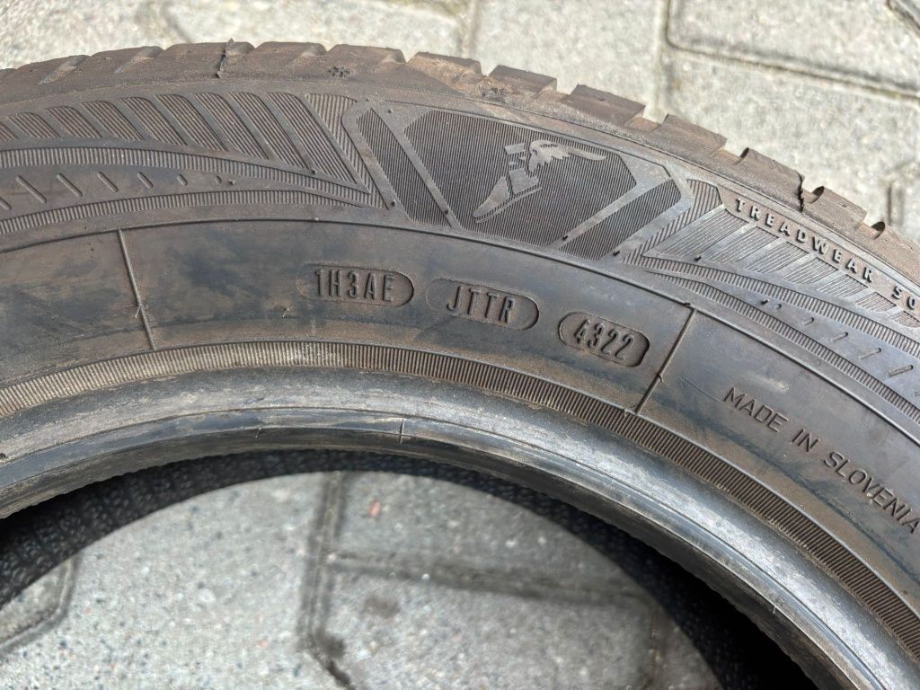 195/65R15 95V Goodyear Vector4 Seasons Gen3