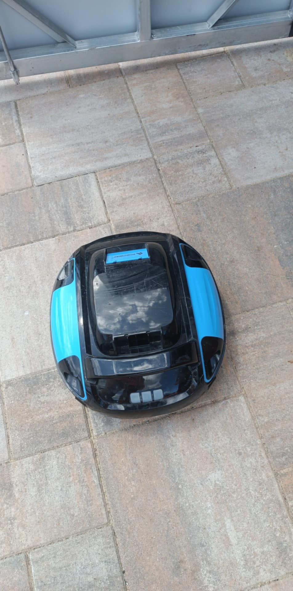 Robot basenowy, odkurzacz basenowy Roboway