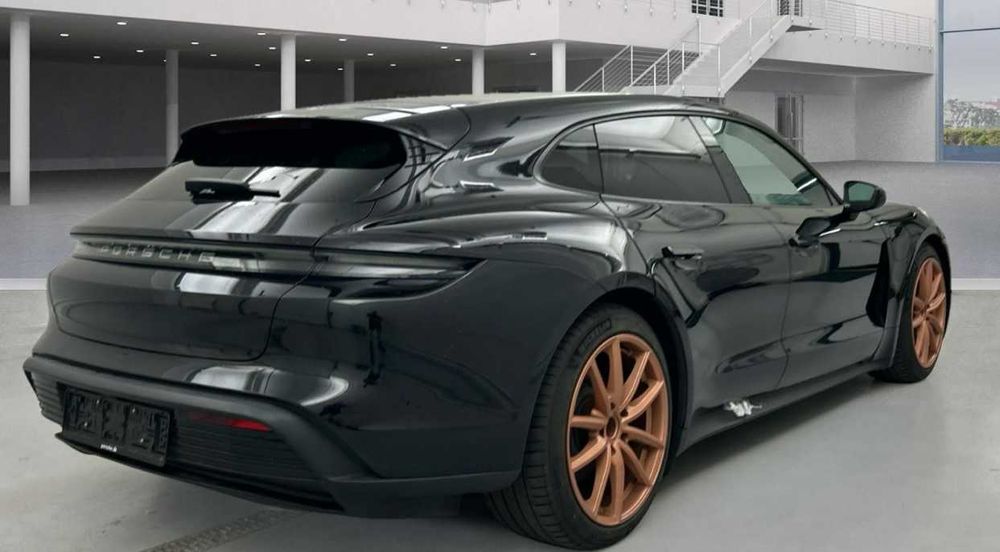 Porsche Taycan Sport Tourismo 90kwh -Reservado-